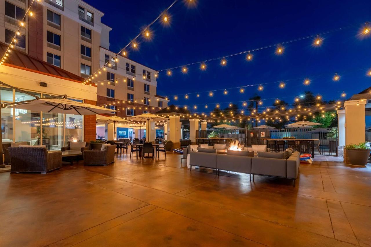 Hilton Garden Inn Scottsdale Old Town Buitenkant foto