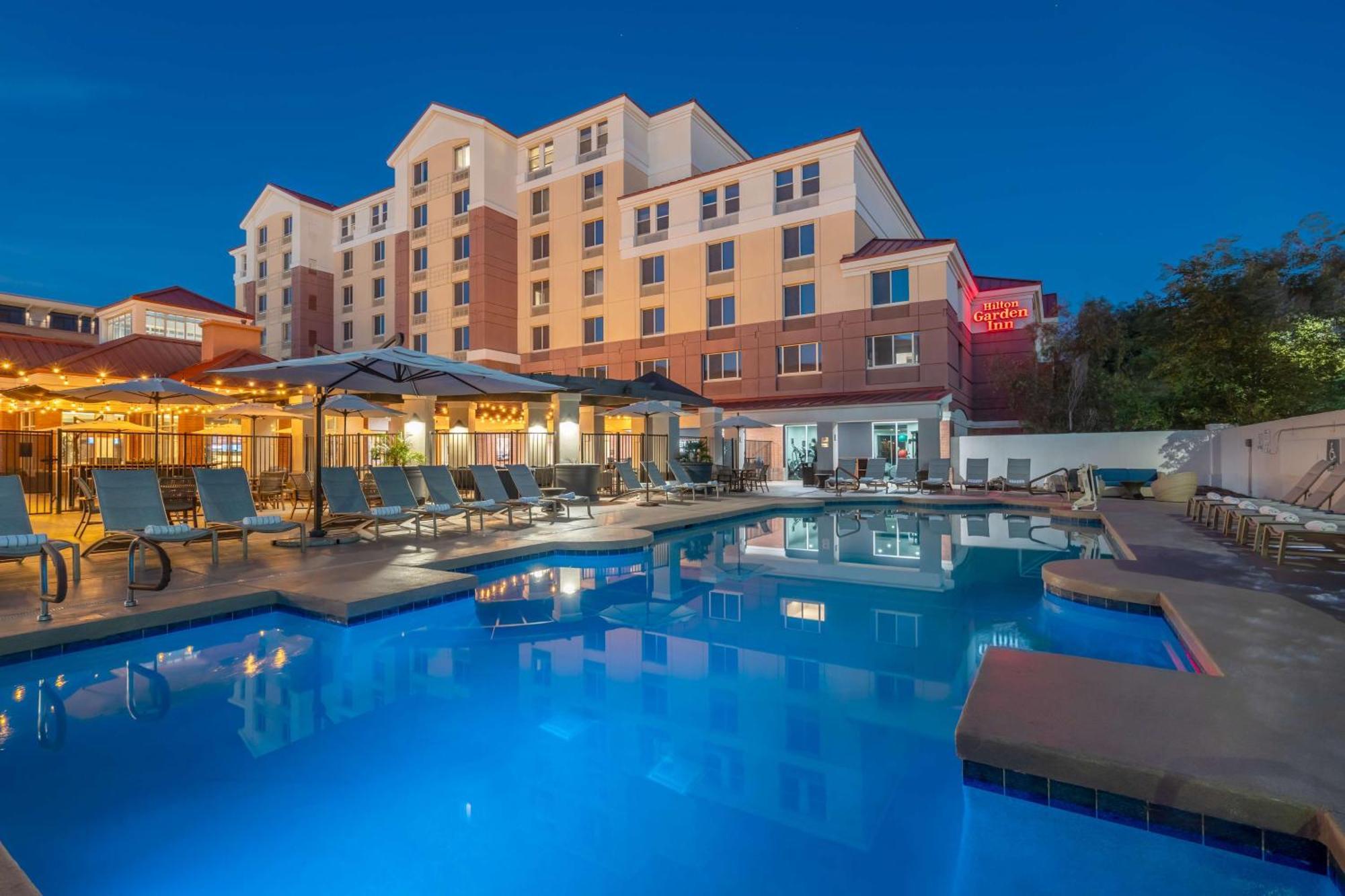Hilton Garden Inn Scottsdale Old Town Buitenkant foto