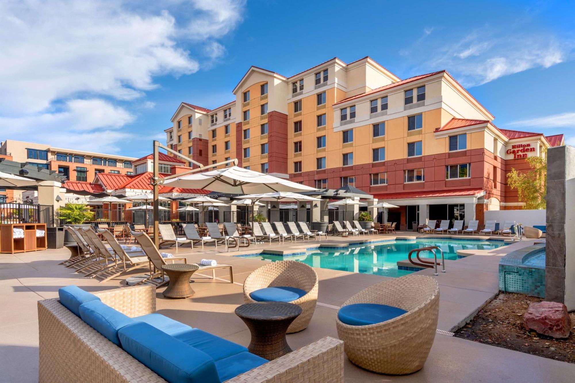 Hilton Garden Inn Scottsdale Old Town Buitenkant foto